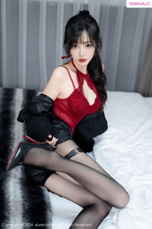 林星阑  [XiuRen]高清写真图 2024.12.06 No.9561 林星阑 黑丝美腿第33张图片